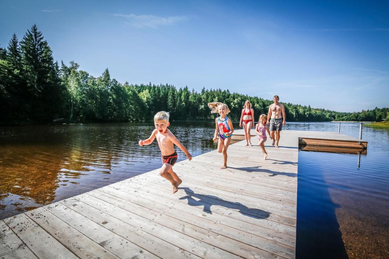 Freizeit- Und Campinganlage Gaisweiher Flossenburg Extérieur photo