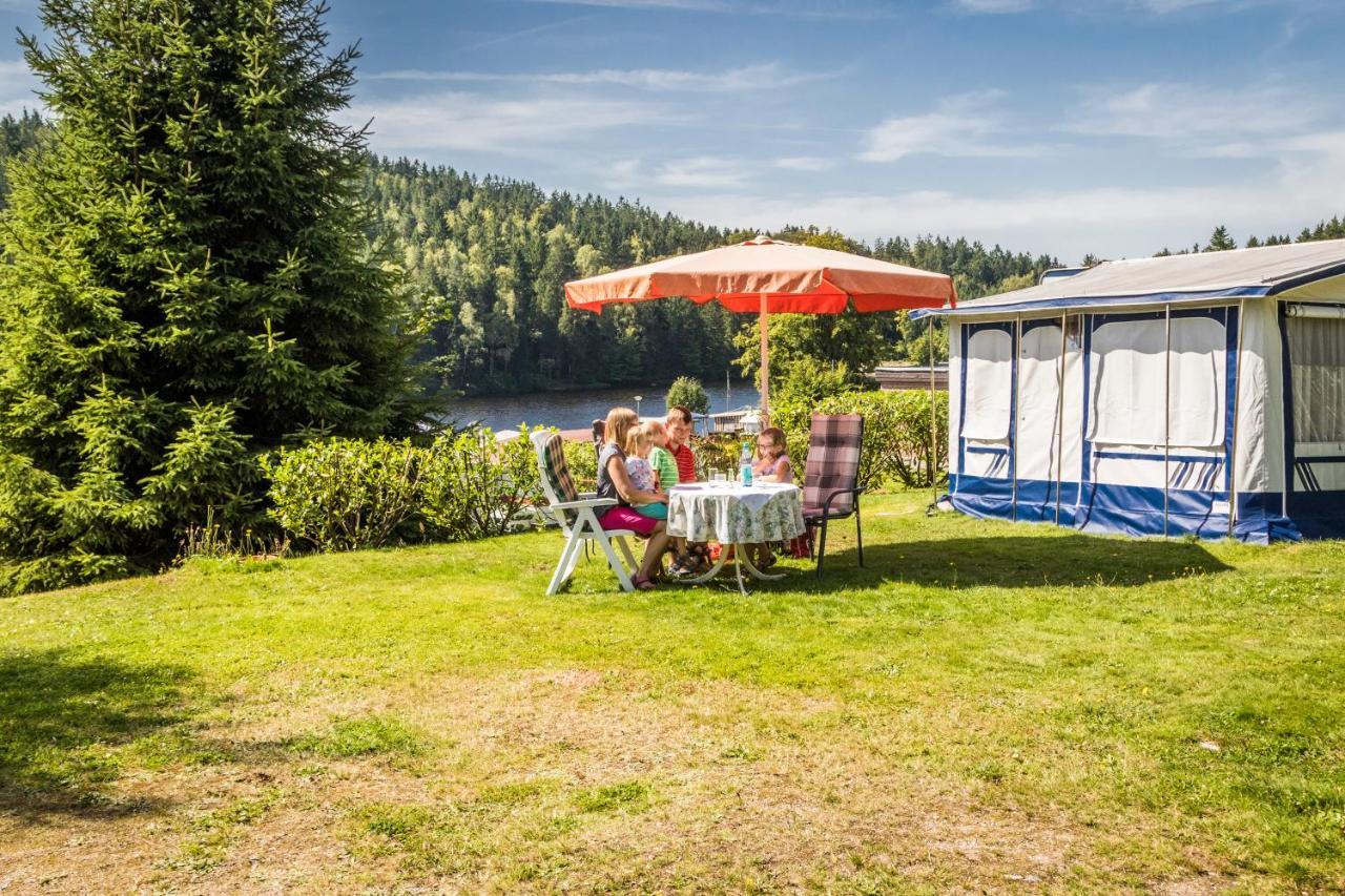 Freizeit- Und Campinganlage Gaisweiher Flossenburg Extérieur photo